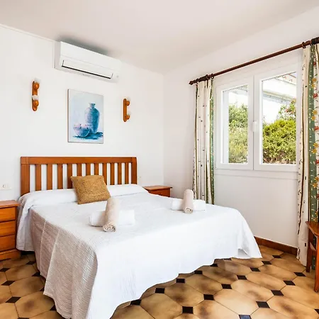 Castellet Villa